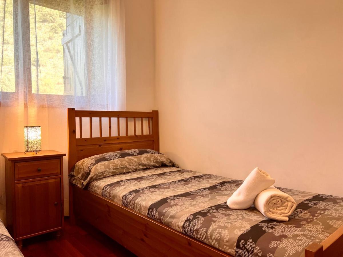 Apartament Els Raiers - L'Amfitriona Rialp Extérieur photo
